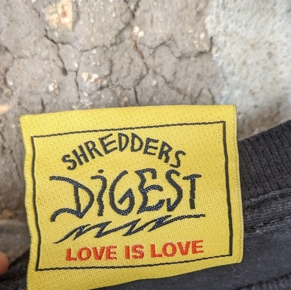 Shredder's Digest Black Yellow Heavyweight Short Sleeve T-Shirt Very Large - Picture 4 of 6